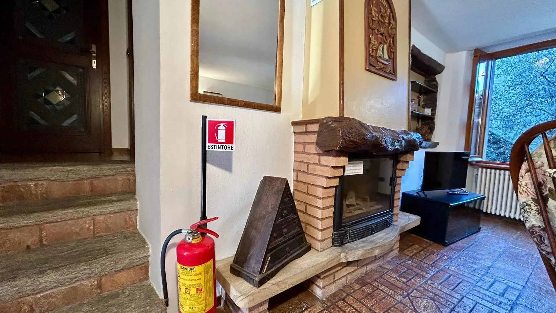 Al Civico 7 Relax A Due Passi Dal Lago Di Como Oliveto Lario Italië